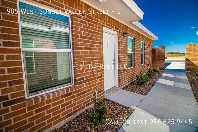Foto del edificio - 905 W Sunset Valley St