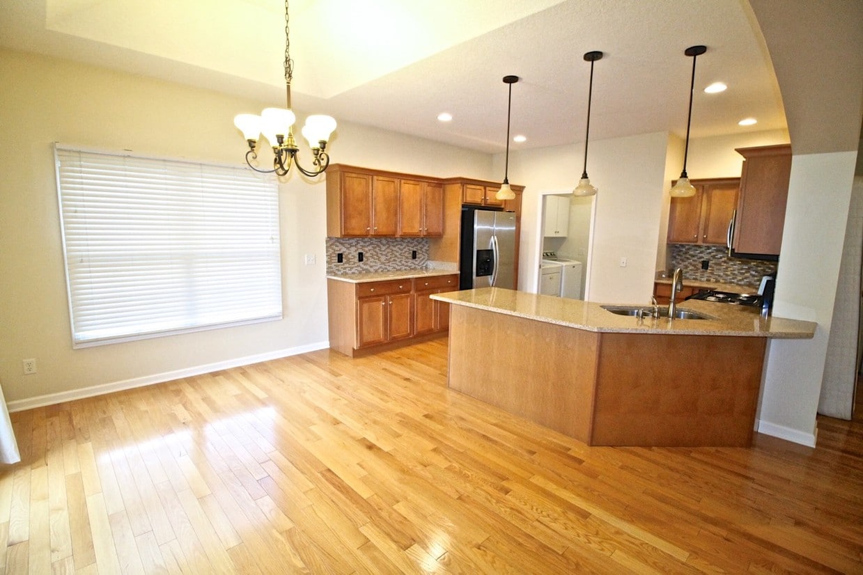 4113 Charles Ct, Bettendorf, IA 52722 Townhome Rentals in Bettendorf IA