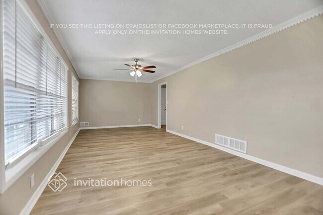 Foto del edificio - 5561 George Rd