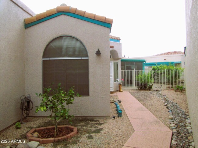 Foto del edificio - 4651 Desert Springs Trail