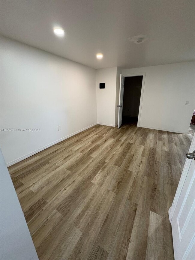 Building Photo - 650 SW 28th Terrace