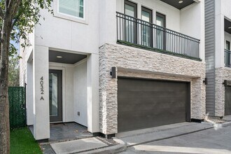 Building Photo - 4032 Buck St