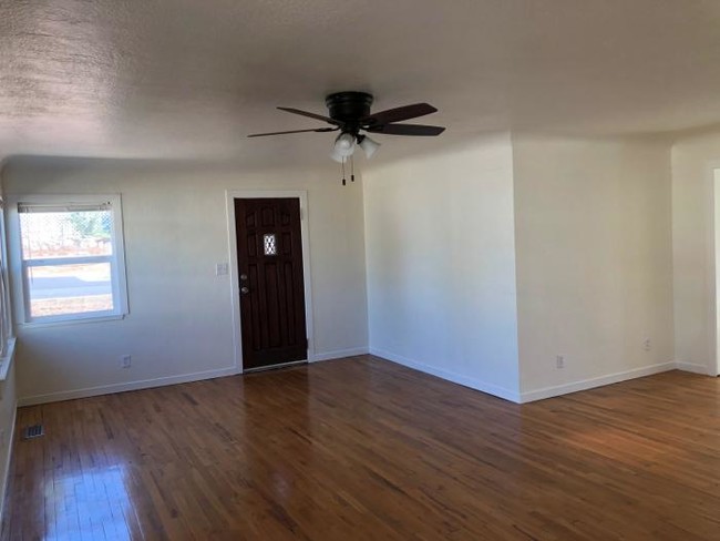 Building Photo - 2 bedroom in Plymouth CA 95669