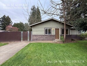 Building Photo - 9434 SE 41st Ave