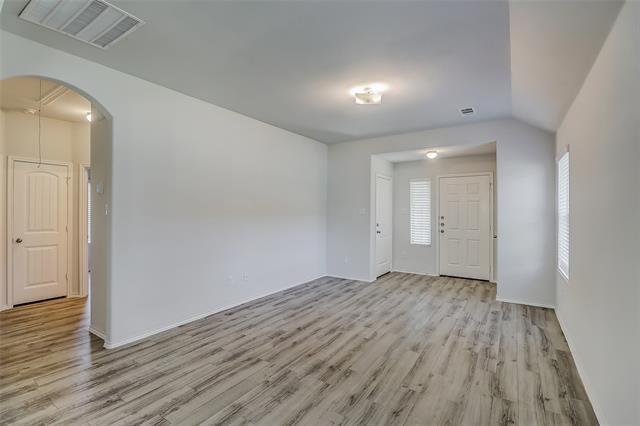 Foto del edificio - 3204 Robin Rd