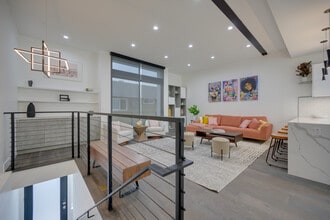 Building Photo - 4422 Riley Dr