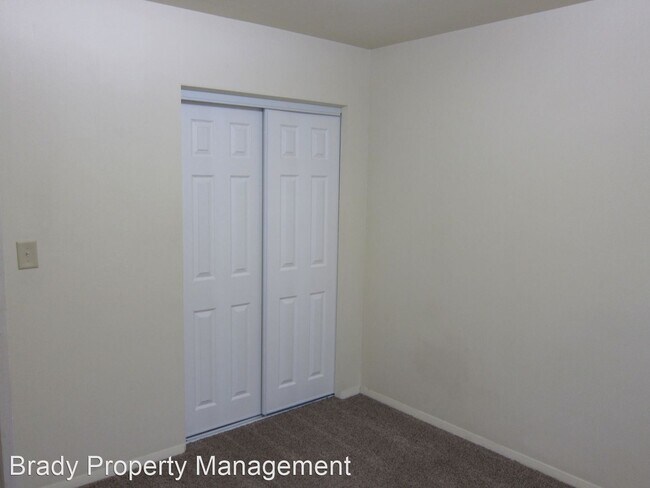 Foto del edificio - 4 br, 2 bath House - 9 Flora Way