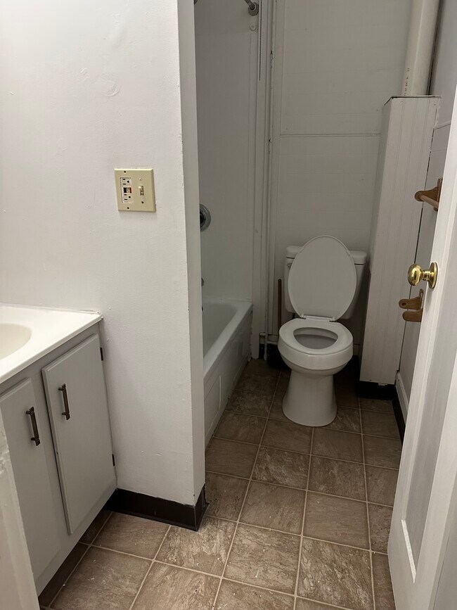 Foto del edificio - 16 Mount Vernon Pl