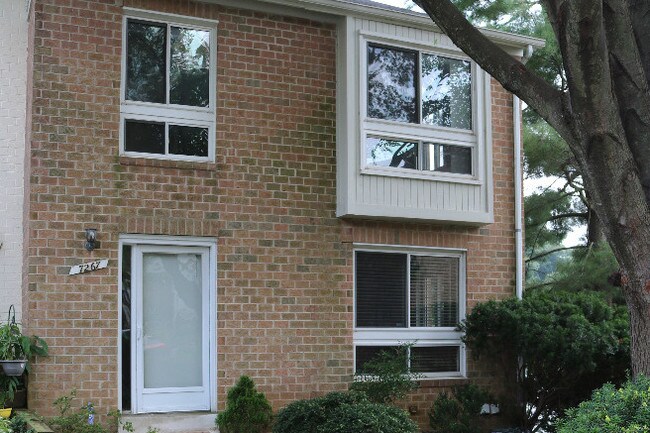 Foto del edificio - 7267 Dockside Ln