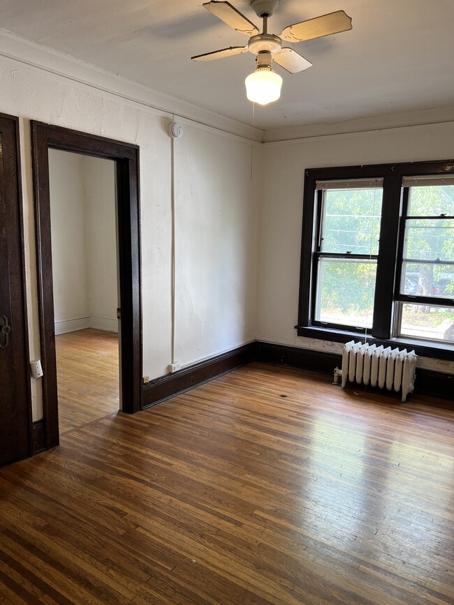Building Photo - Lexington House