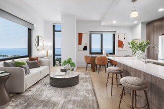 Building Photo - 360 Huguenot