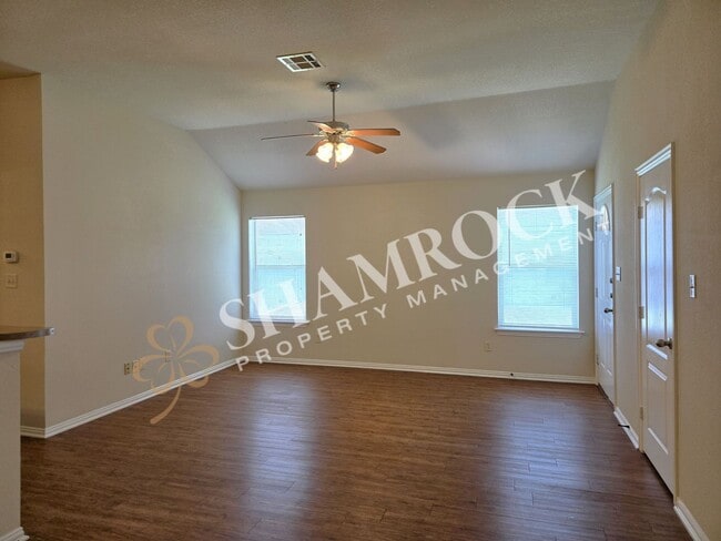 Building Photo - Sunwest Village Duplex