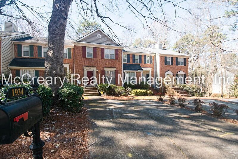 Foto principal - 1934 Ivy Glen Dr