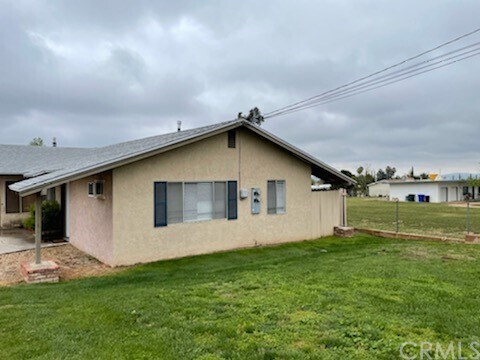 Primary Photo - 35081 Avenue E