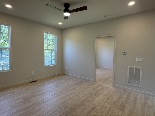 Foto del edificio - 2213 Cityview Ave