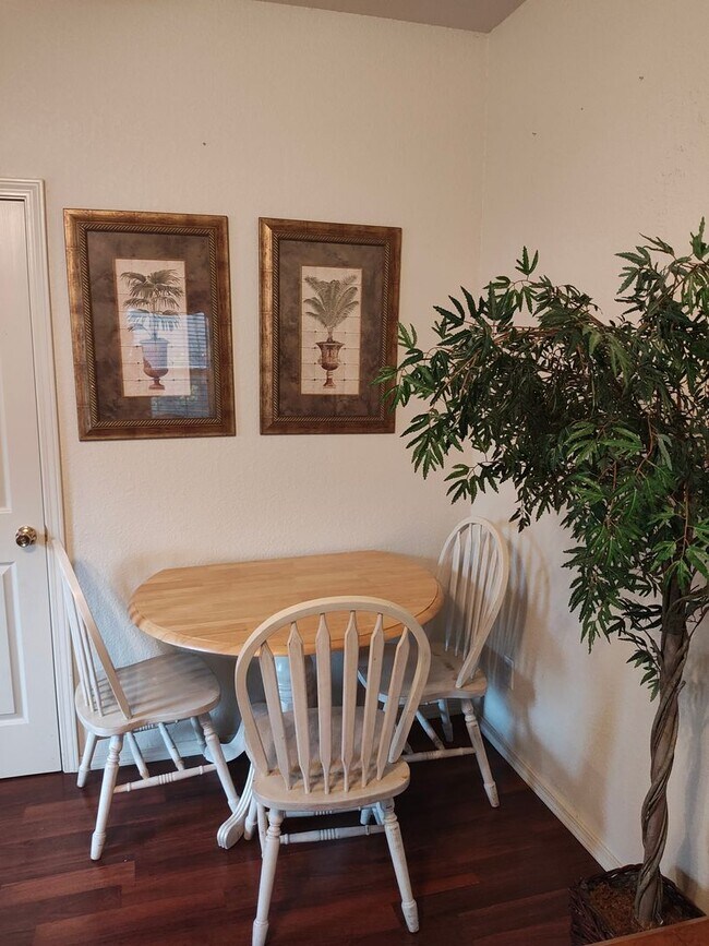 Foto del edificio - Furnished 1 bedroom 1 bath near Silver Dollar City Branson West, MO
