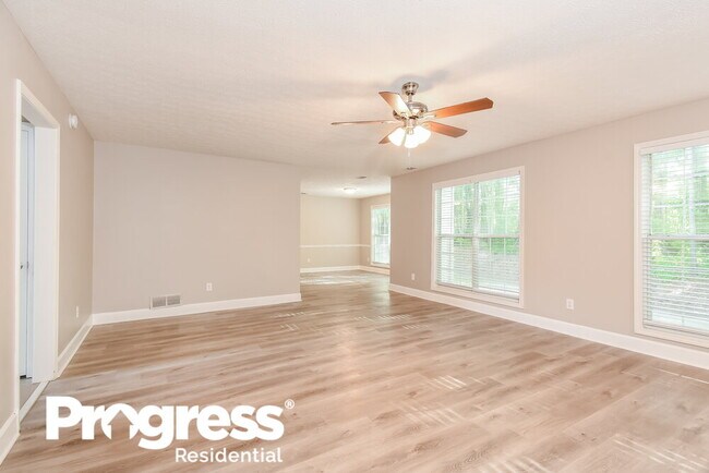 Foto del edificio - 2704 Winsley Dr SW
