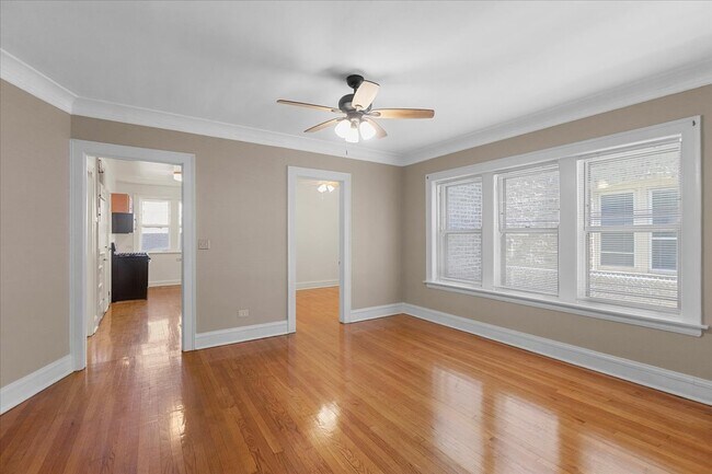 Building Photo - 811 Dobson St