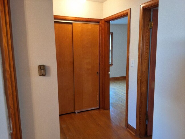 Foto del edificio - 323 Sycamore St