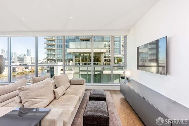 Foto del edificio - 718 Long Bridge St