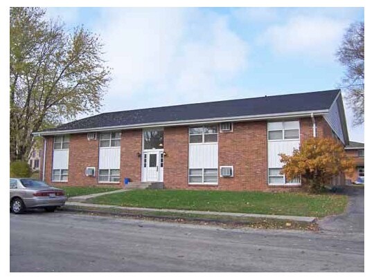 Building Photo - 128 W Front St