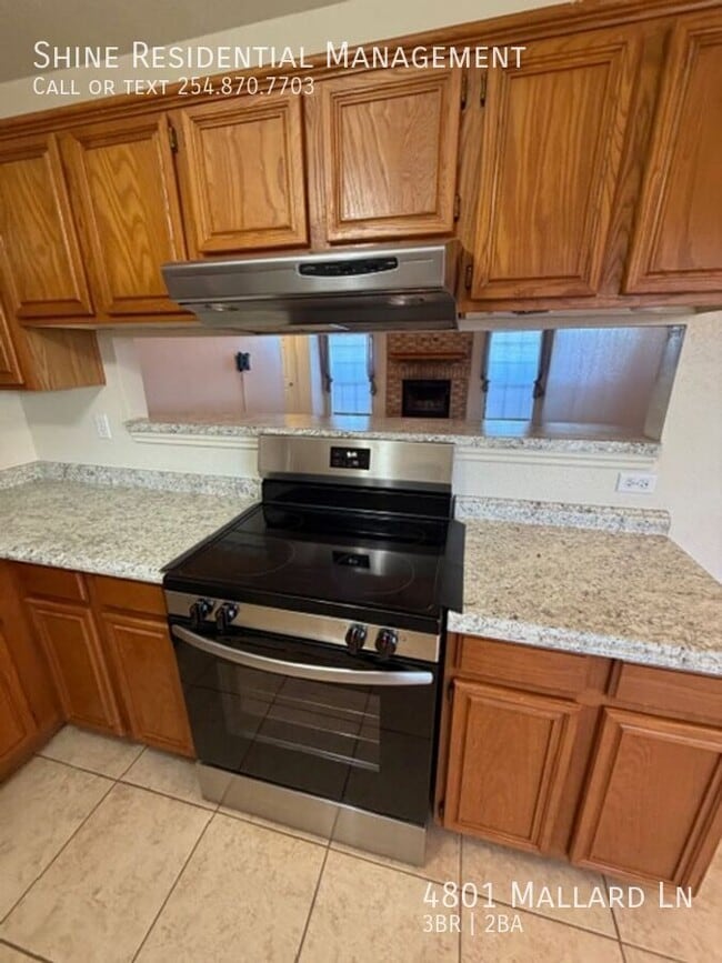 Building Photo - 4801 Mallard Ln