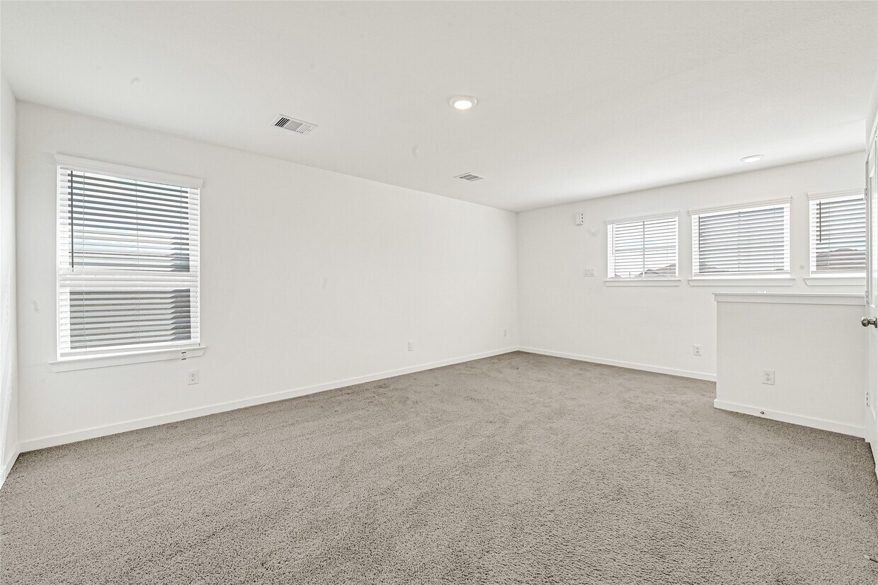 Foto principal - 3911 Windy Whisper Dr