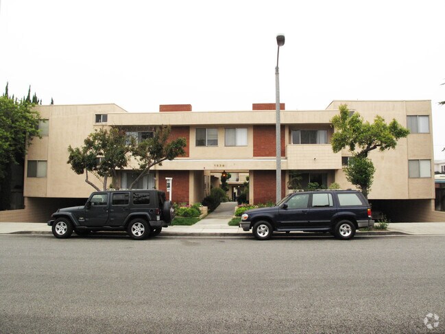 Building Photo - 1538 Stanford St