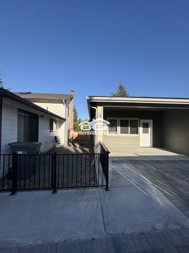 Building Photo - 824 149th St SW