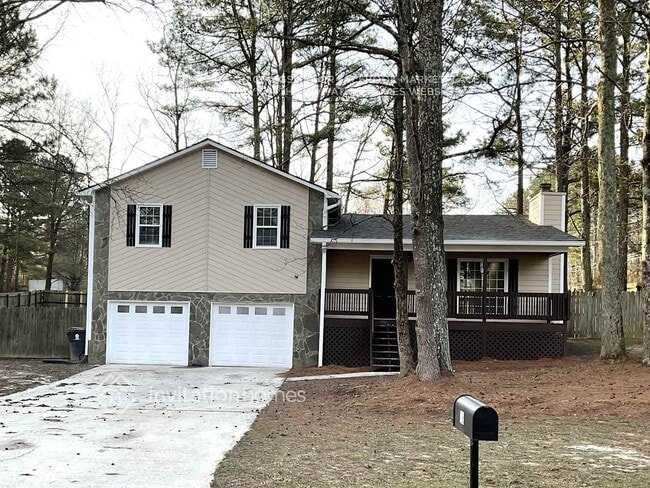 Building Photo - 18 Seminole Dr