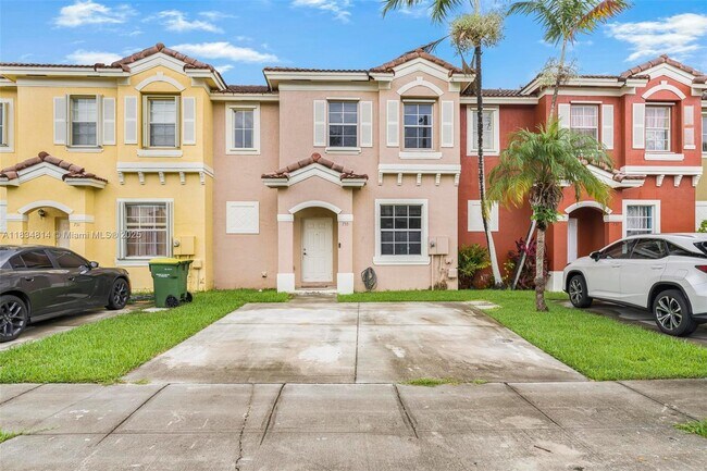 Building Photo - 755 E Mowry Ct