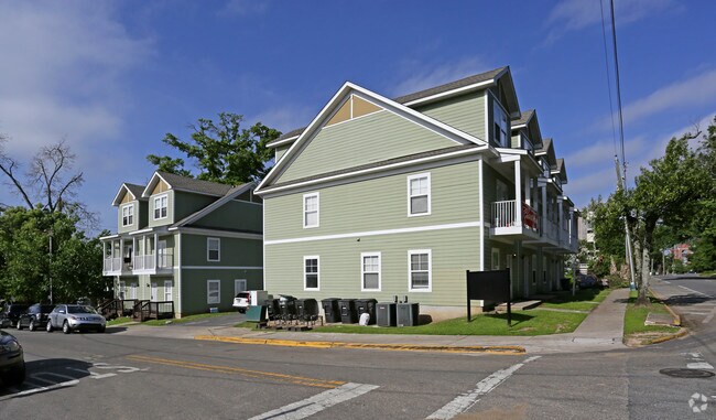 Building Photo - 725, 727, 729, 731