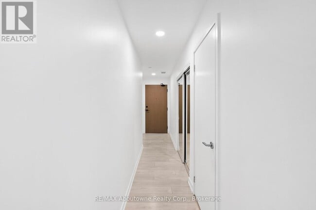 Photo du bâtiment - 225 Sumach St