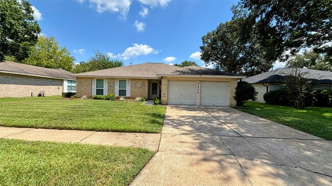 Foto del edificio - 2626 Woodsorrel Dr