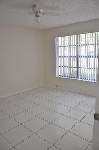 Building Photo - 3087 Inglewood Terrace