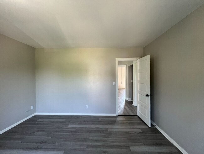 Foto del edificio - 3260 N 21st St