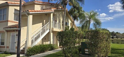 Building Photo - 3300 Pinewalk Dr N