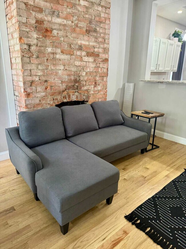 Foto del edificio - 1235 Highland St