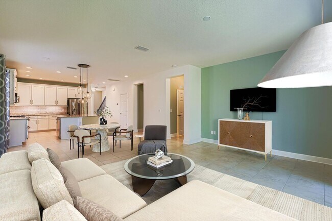 Foto del edificio - This property leaves nothing behind