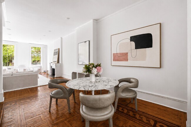Foto del edificio - 117 E 91st St