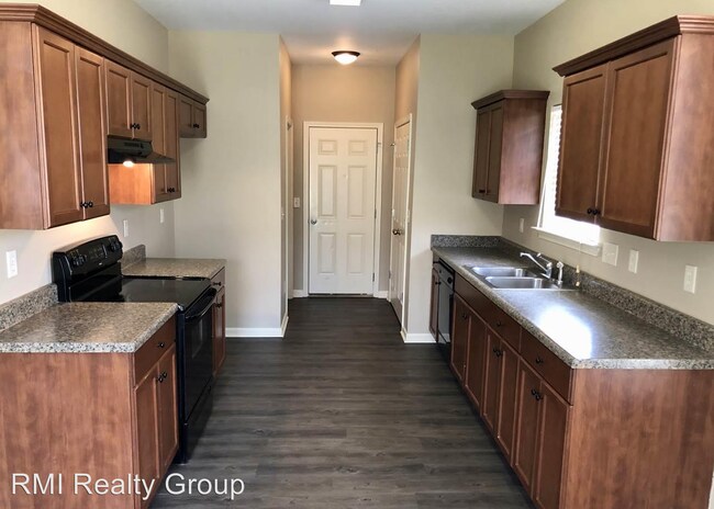 Foto del edificio - 3 br, 2 bath House - 1275 Easterwood Blvd
