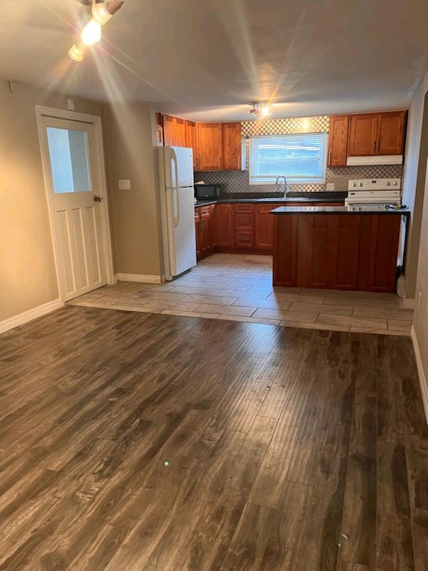 Open concept kitchen living area - 69 Mackay Av