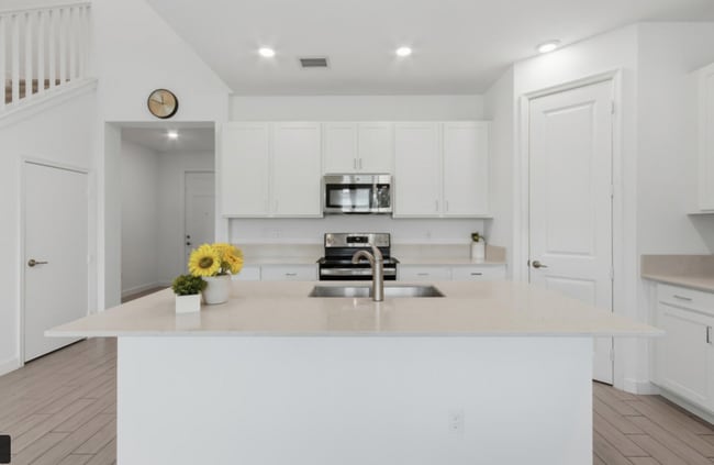 Building Photo - 4874 Navali Dr