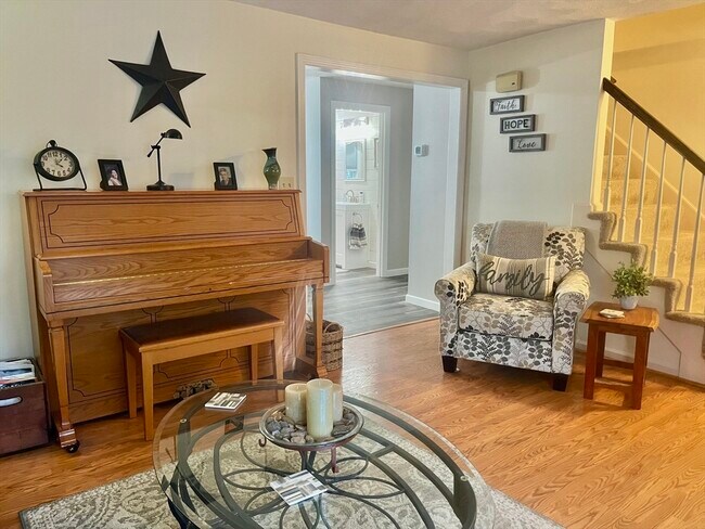 Foto del edificio - 51 Benjamin Landing Ln