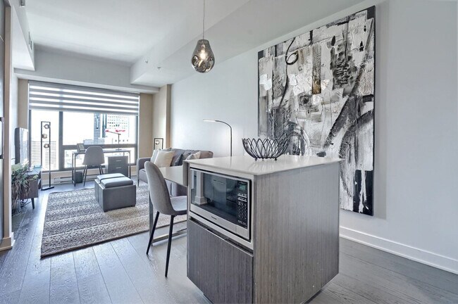 Photo du bâtiment - 1275 Av. des Canadiens-de-Montréal