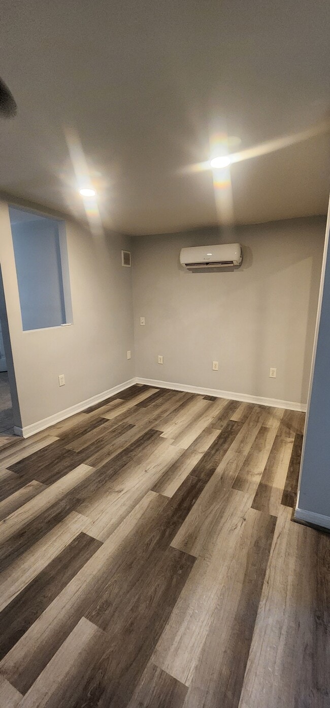 Sala de estar y comedor - 13406 Boca Ciega Ave