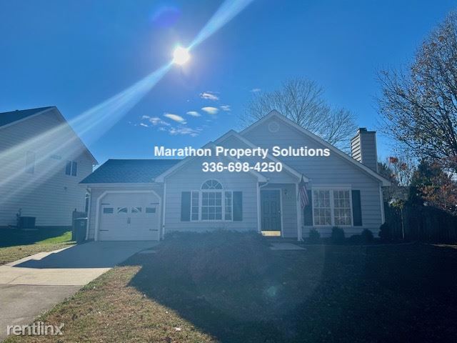Primary Photo - 3 br, 2 bath House - 2404 Meadow Gate Dr