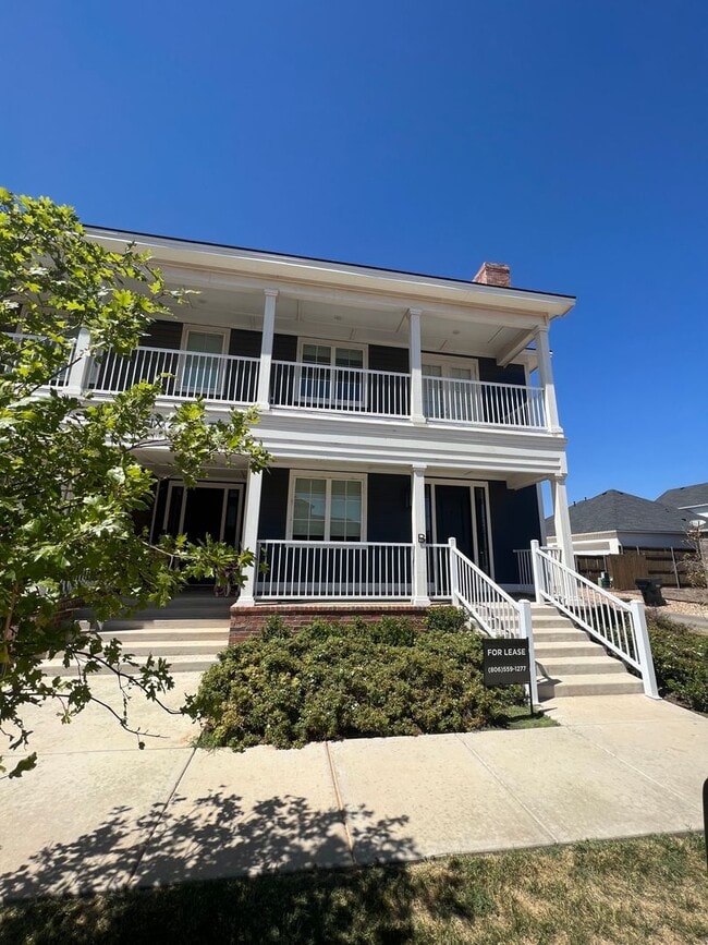 Building Photo - Extra large new 4 bdrm 3.5 bath townhome i...