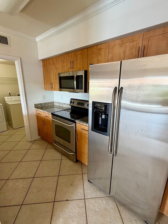 Foto del edificio - 6529 Emerald Dunes Dr