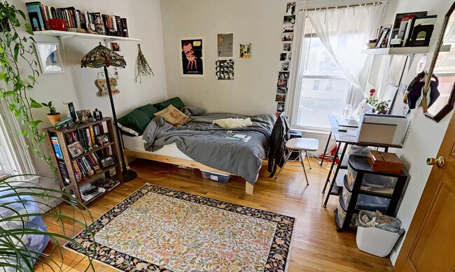 Building Photo - 90 Brainerd Rd